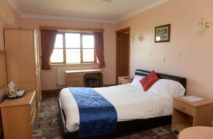 Standard Double Room Hotel Stanford 3